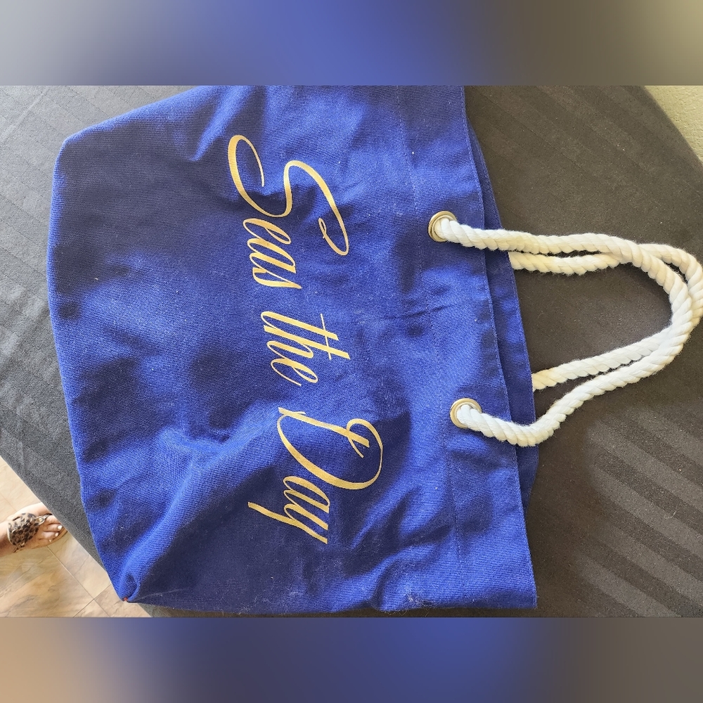 Seas the day tote bag